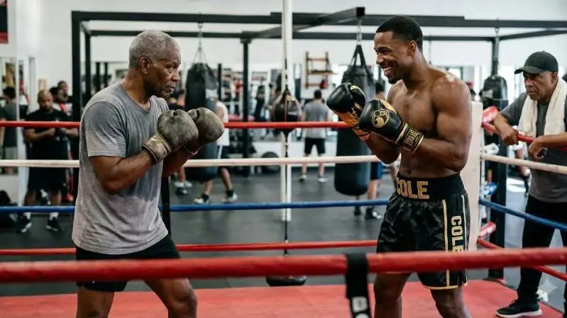 The Fighter Mocked a 72-Year-Old Man Before Sparring — Then His Coach Said, “He Taught Me Everything.”