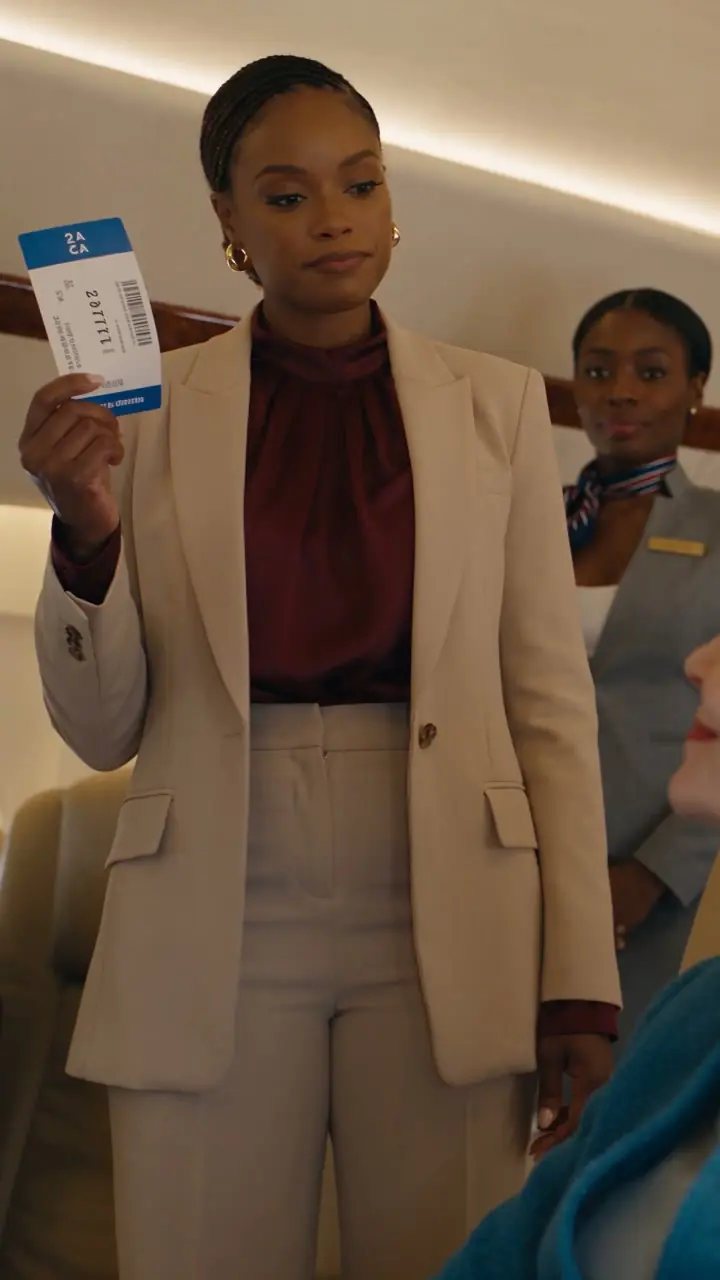 While I was sitting in seat 1A waiting for Northstar Airways Flight 418 to depart, the captain stepped into first class