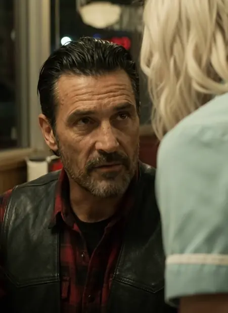 A Waitress Slipped A Secret Napkin To The Hells Angels President — Then 1000 Bikers Came To The Diner